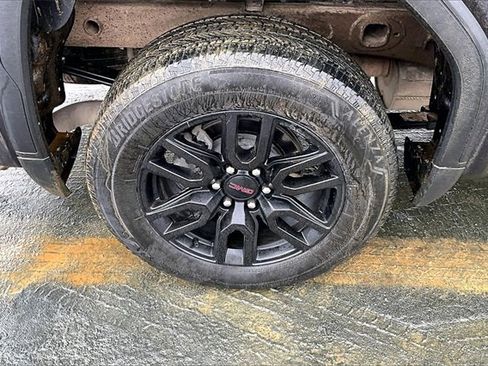 Used 2024 GMC Sierra 1500 Elevation image 5