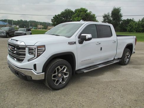 New 2026 GMC Sierra 1500 SLT w/ SLT Premium Plus Package AWD/4WD image 12