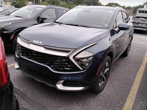 Used 2023 Kia Sportage EX AWD/4WD image 12