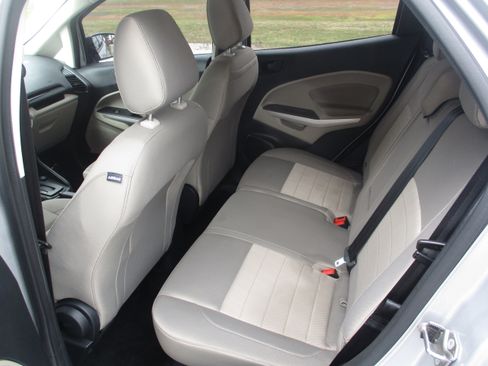 Used 2020 Ford EcoSport S image 11