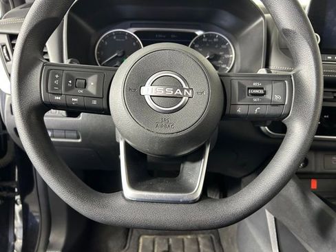 Used 2024 Nissan Rogue S AWD/4WD image 24