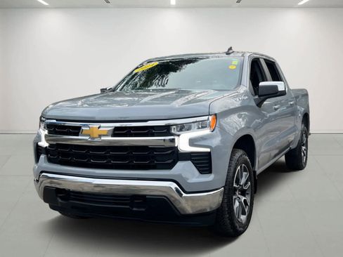 Used 2024 Chevrolet Silverado 1500 LT image 1