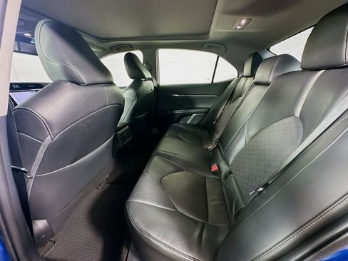 Used 2018 Toyota Camry XSE w/ Driver Assist Package FWD image 28