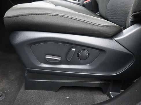 Certified 2023 Ford Explorer XLT image 10