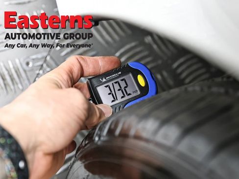 Used 2024 Toyota Corolla LE image 28