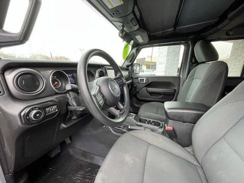 Used 2022 Jeep Wrangler Unlimited Sport AWD/4WD image 11