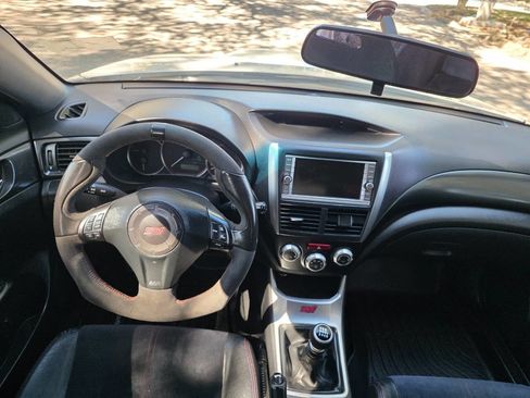 Used 2011 Subaru Impreza WRX STI image 19