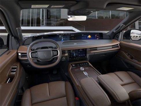 New 2025 Lincoln Navigator Reserve image 13
