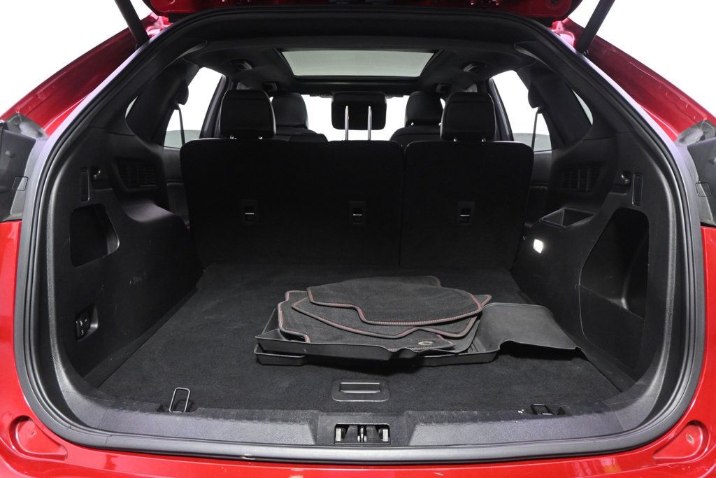 Used 2023 Ford Edge ST-Line AWD/4WD image 19