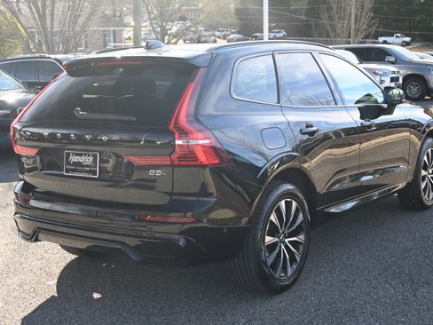 Used 2025 Volvo XC60 B5 Plus w/ Climate Package image 13