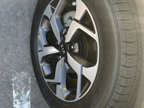 Used 2020 Kia Sportage LX FWD image 36
