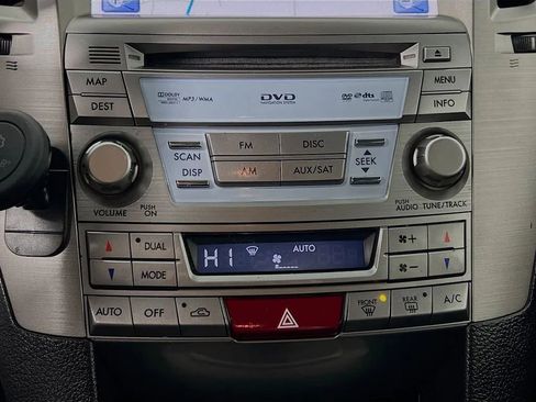 Used 2012 Subaru Outback 3.6R Limited image 17