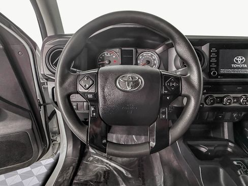 Used 2022 Toyota Tacoma SR image 13
