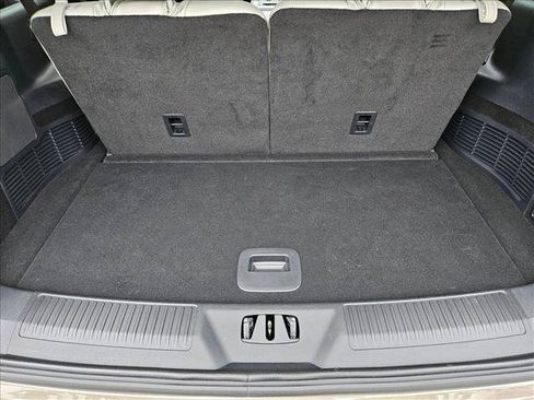Used 2025 Lincoln Aviator Reserve AWD/4WD image 6