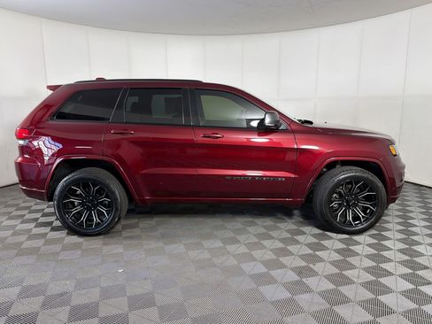 Used 2021 Jeep Grand Cherokee Limited AWD/4WD image 8