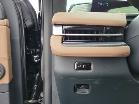 New 2026 Lincoln Navigator L Black Label image 22