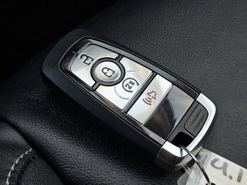 New 2025 Ford Ranger Lariat w/ FX4 Off-Road Package image 33