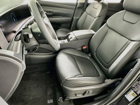 Used 2025 Hyundai Tucson SEL FWD image 9