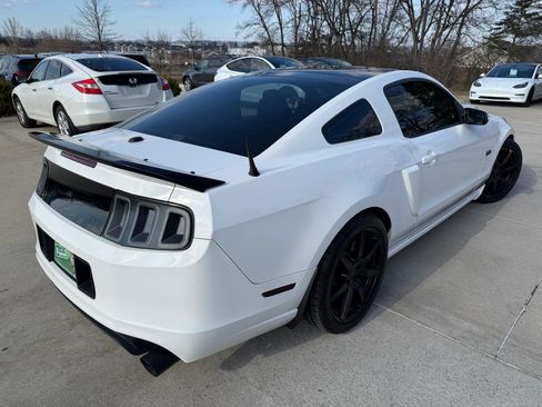Used 2013 Ford Mustang GT Premium image 5