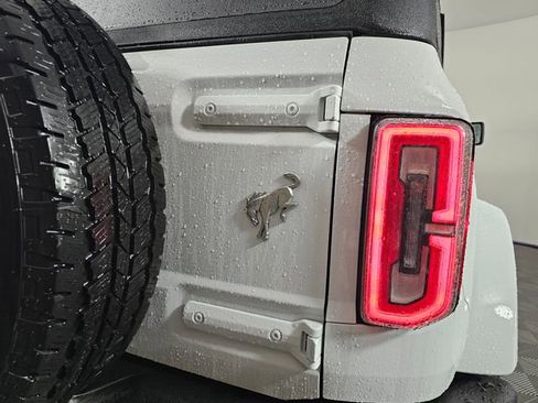 Used 2021 Ford Bronco Outer Banks image 15