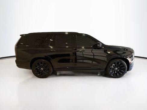 Certified 2025 Cadillac Escalade Sport Platinum w/ LPO, ONYX Package AWD/4WD image 7