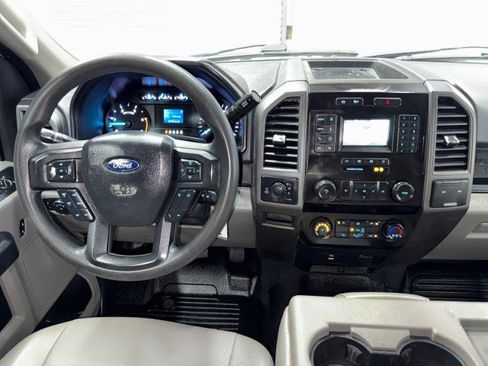 Used 2022 Ford F250 XL w/ Power Equipment Group image 16
