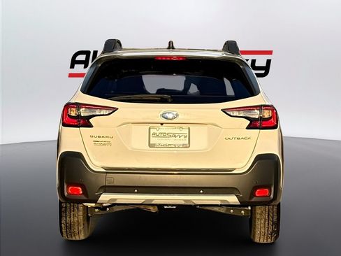 Used 2025 Subaru Outback Limited AWD/4WD image 6