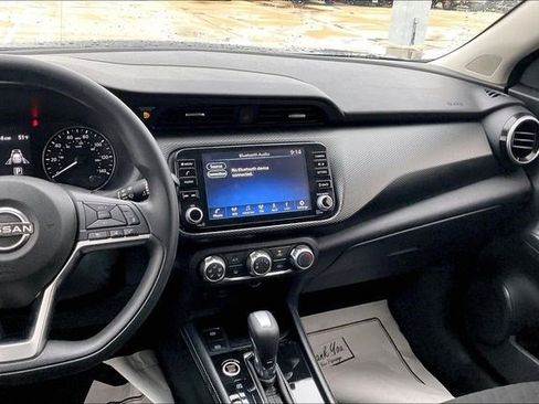 Used 2023 Nissan Kicks SV w/ Interior Electronics Package image 6