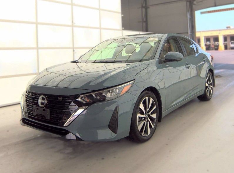 Used 2025 Nissan Sentra SV w/ SV Premium Package FWD image 2