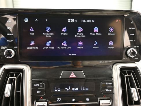 Used 2023 Kia Sorento S image 22