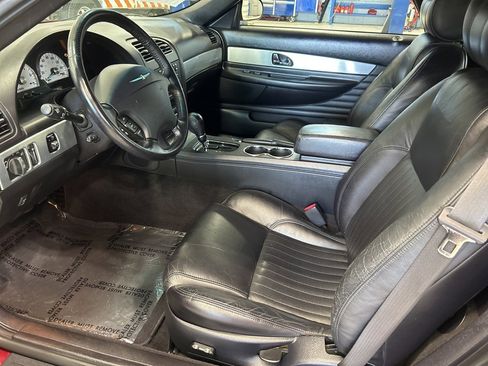 Used 2004 Ford Thunderbird image 4
