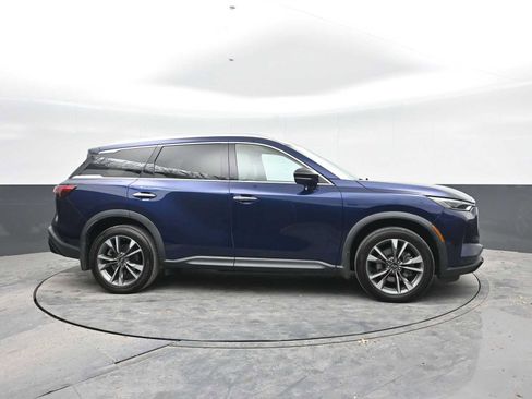 Used 2023 INFINITI QX60 Luxe w/ Cargo Package AWD/4WD image 9