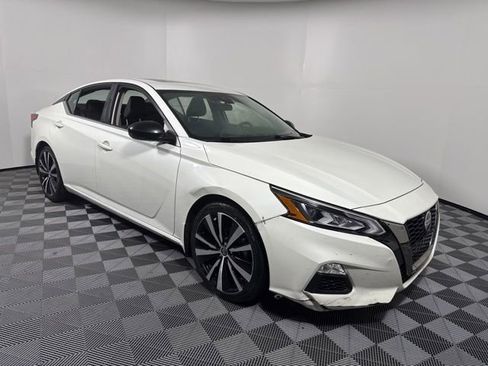 Used 2021 Nissan Altima 2.0 SR image 9