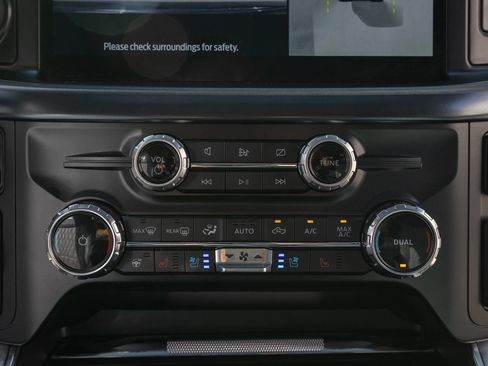 Used 2022 Ford F150 Limited AWD/4WD image 22