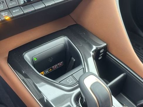 New 2025 Toyota Crown Signia w/ Advanced Technology Package image 24