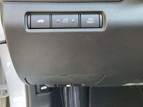 Used 2020 Nissan Altima 2.5 SR w/ Premium Package AWD/4WD image 19