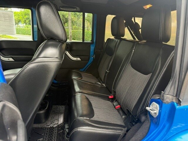 Used 2014 Jeep Wrangler Unlimited Sport AWD/4WD image 7