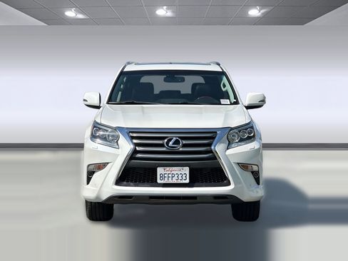 Used 2018 Lexus GX 460 Premium w/ Premium Package image 6