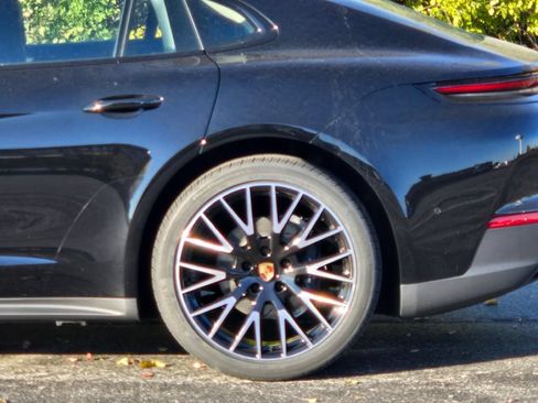 New 2026 Porsche Panamera 4 AWD/4WD image 12