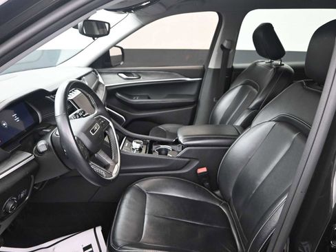 Used 2022 Jeep Grand Cherokee L Limited image 21