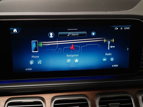 Certified 2024 Mercedes-Benz GLS 580 4MATIC image 23