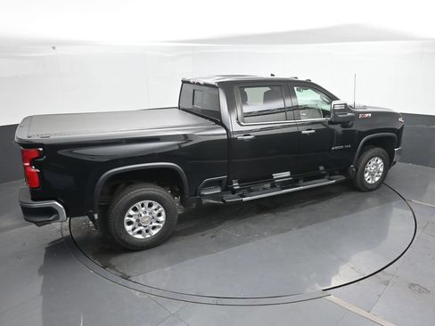 Used 2024 Chevrolet Silverado 2500 LTZ w/ LTZ Convenience Package AWD/4WD image 31