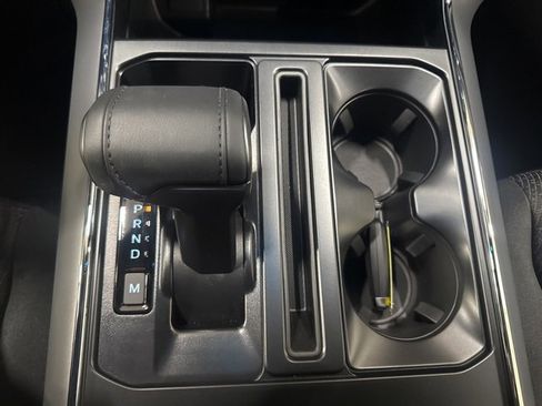 Used 2025 Ford F150 XLT w/ Equipment Group 302A MID image 39