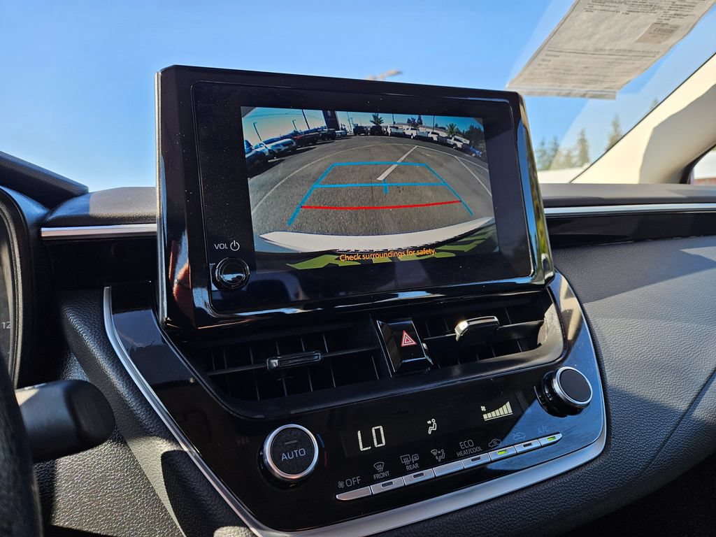 Used 2023 Toyota Corolla LE FWD image 29