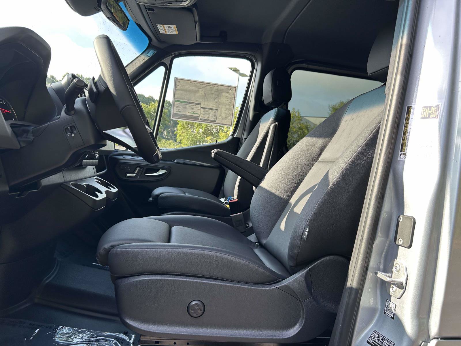 New 2026 Mercedes-Benz Sprinter 2500 image 25