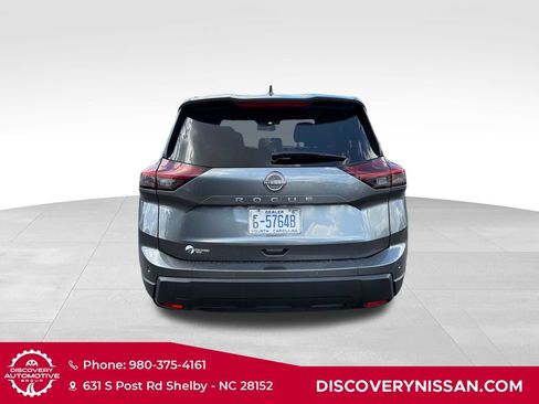 Certified 2025 Nissan Rogue SV FWD image 7