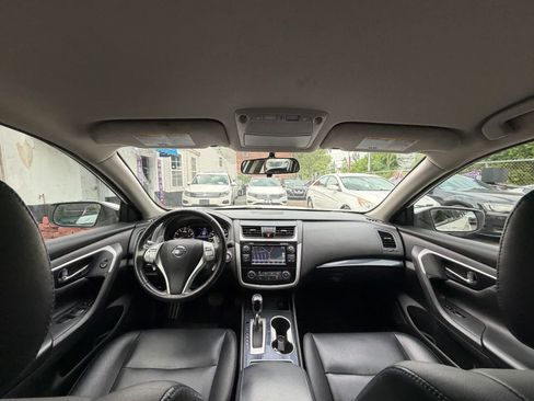 Used 2018 Nissan Altima 2.5 SR w/ SR Special Edition FWD image 43