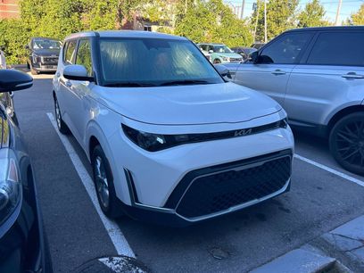 Used 2025 Kia Soul LX w/ LX Technology Package