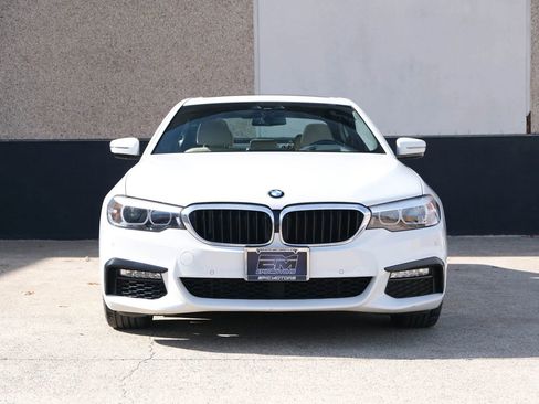 Used 2018 BMW 540i image 2