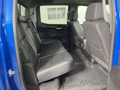 Certified 2024 Chevrolet Silverado 1500 LT Trail Boss w/ LT Trail Boss Premium Package AWD/4WD image 9